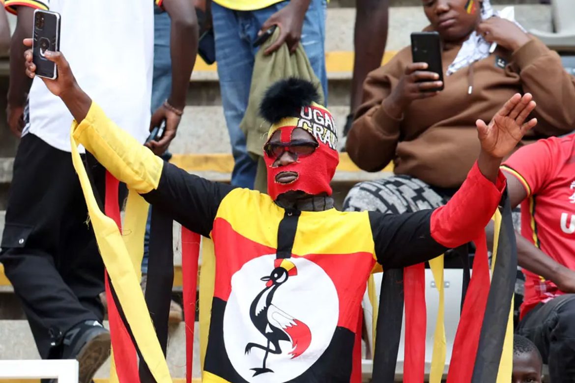 uganda-fan